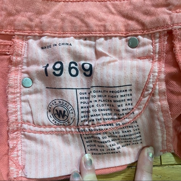 💥5/$25 Gap 1969 cut off shorts in size 25 - Picture 6 of 7